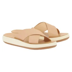 Thais comfort natural