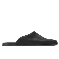 The slipper black