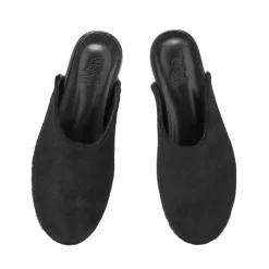 The slipper black