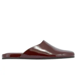 The slipper chocolate