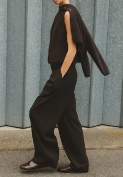 The slipper chocolate